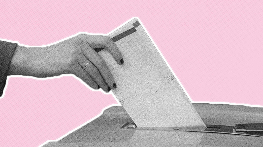 Picture of a hand that submits a voting bill.